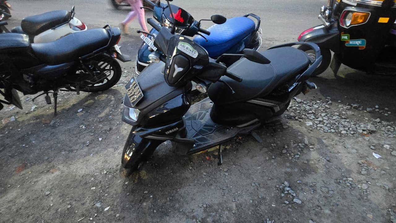 Abi Bikes car rentals Thrissur front office or fleet display